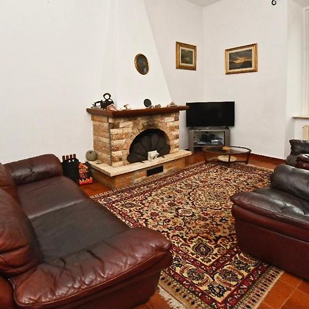 Borgo 98 Guest House Matrimoniale Con Bagno Privato ليفورنو المظهر الخارجي الصورة